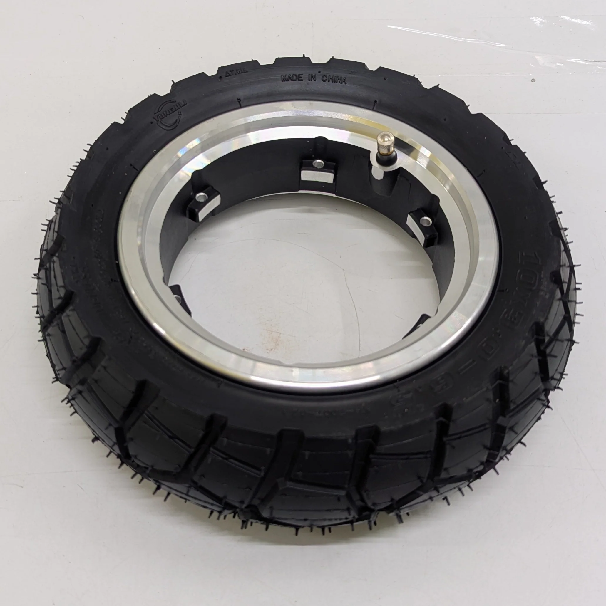 10.0" Self Healing Tubeless Tire on Rim - Dualtron Victor | 02.210.00219 - Image 5
