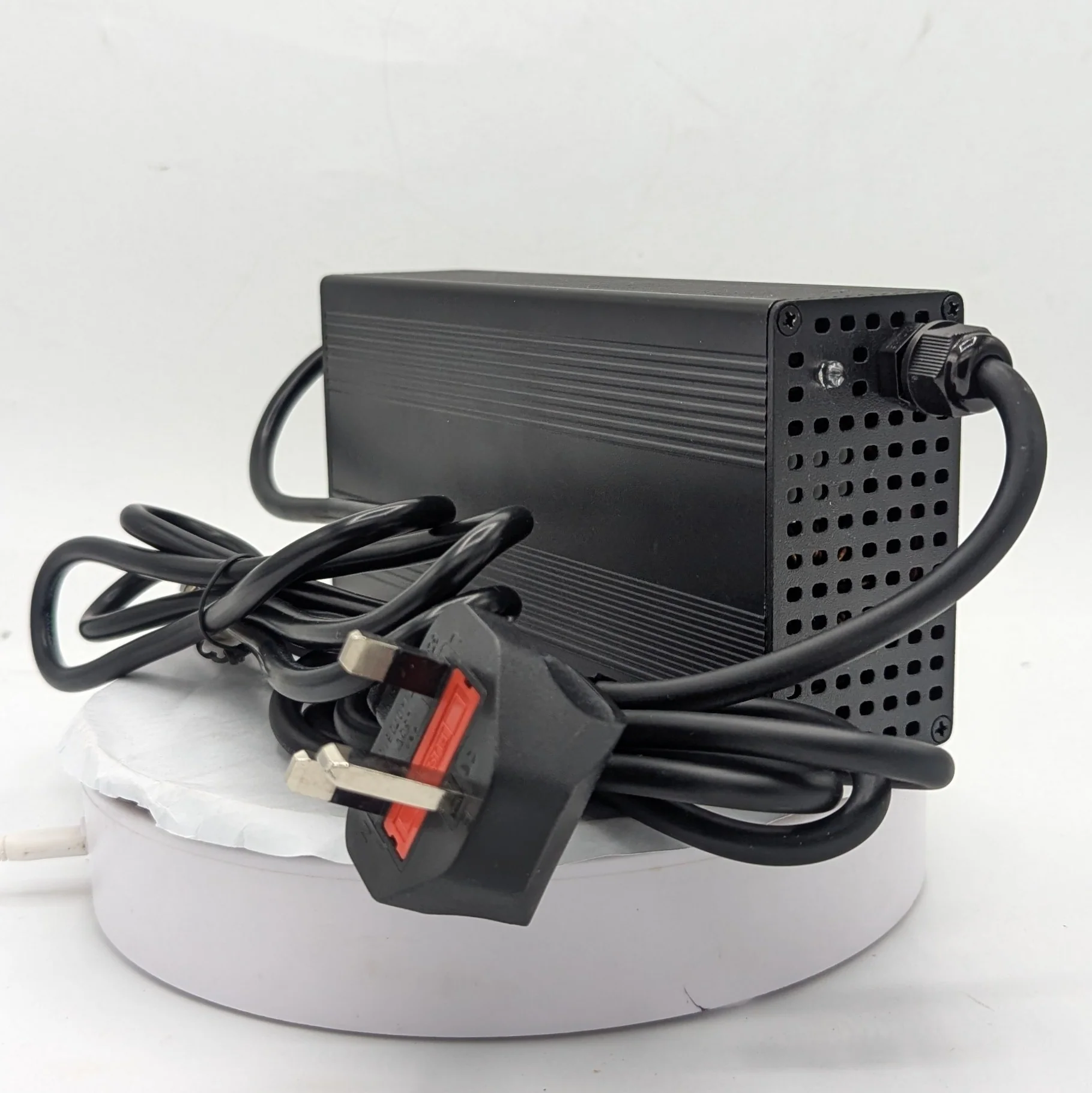 72V Fast Charger 83V5A GX16 UK DISPLAY | 02.219.00024 - Image 10