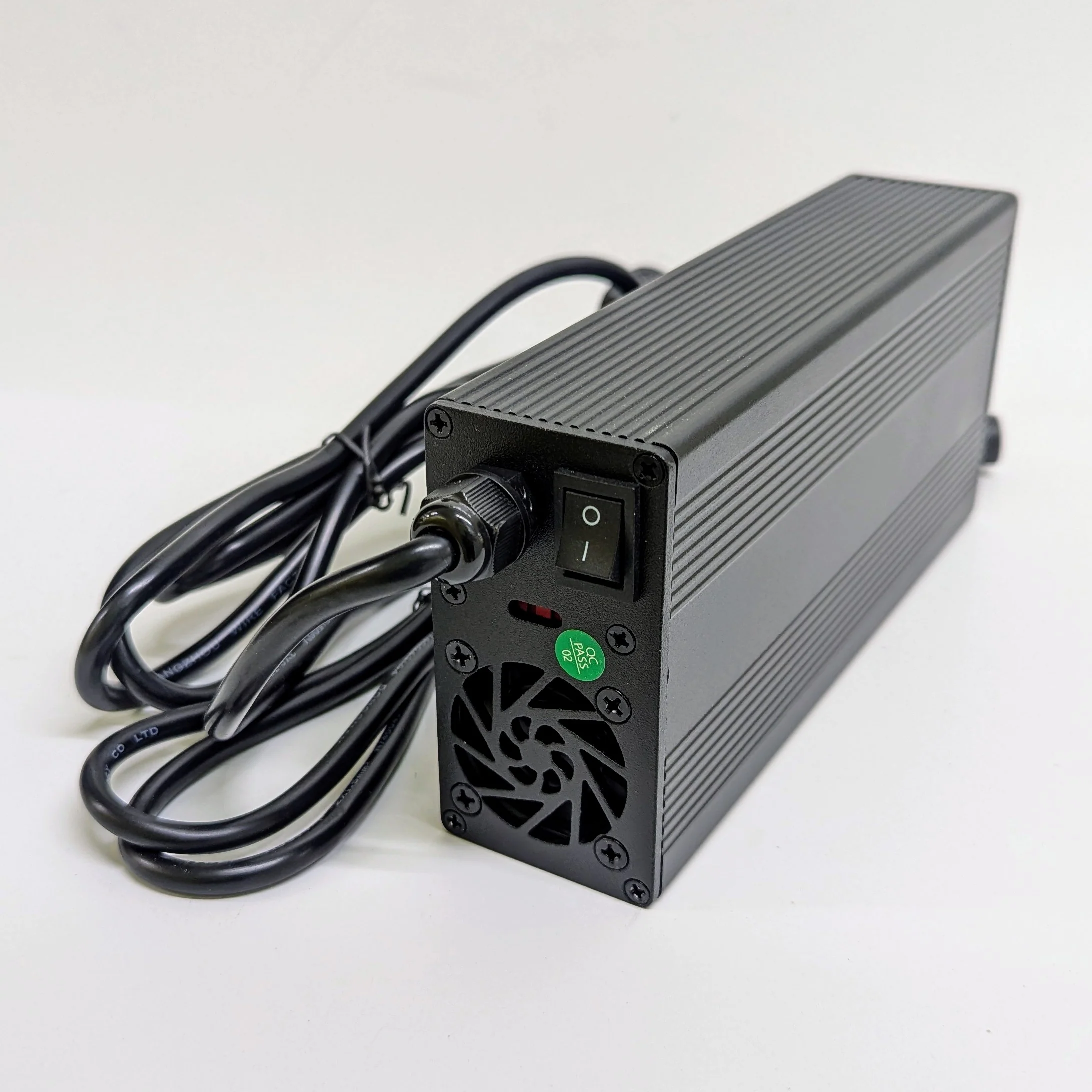 72V Fast Charger 83V5A LP16 UK DISPLAY | 03.006.00111 - Image 5