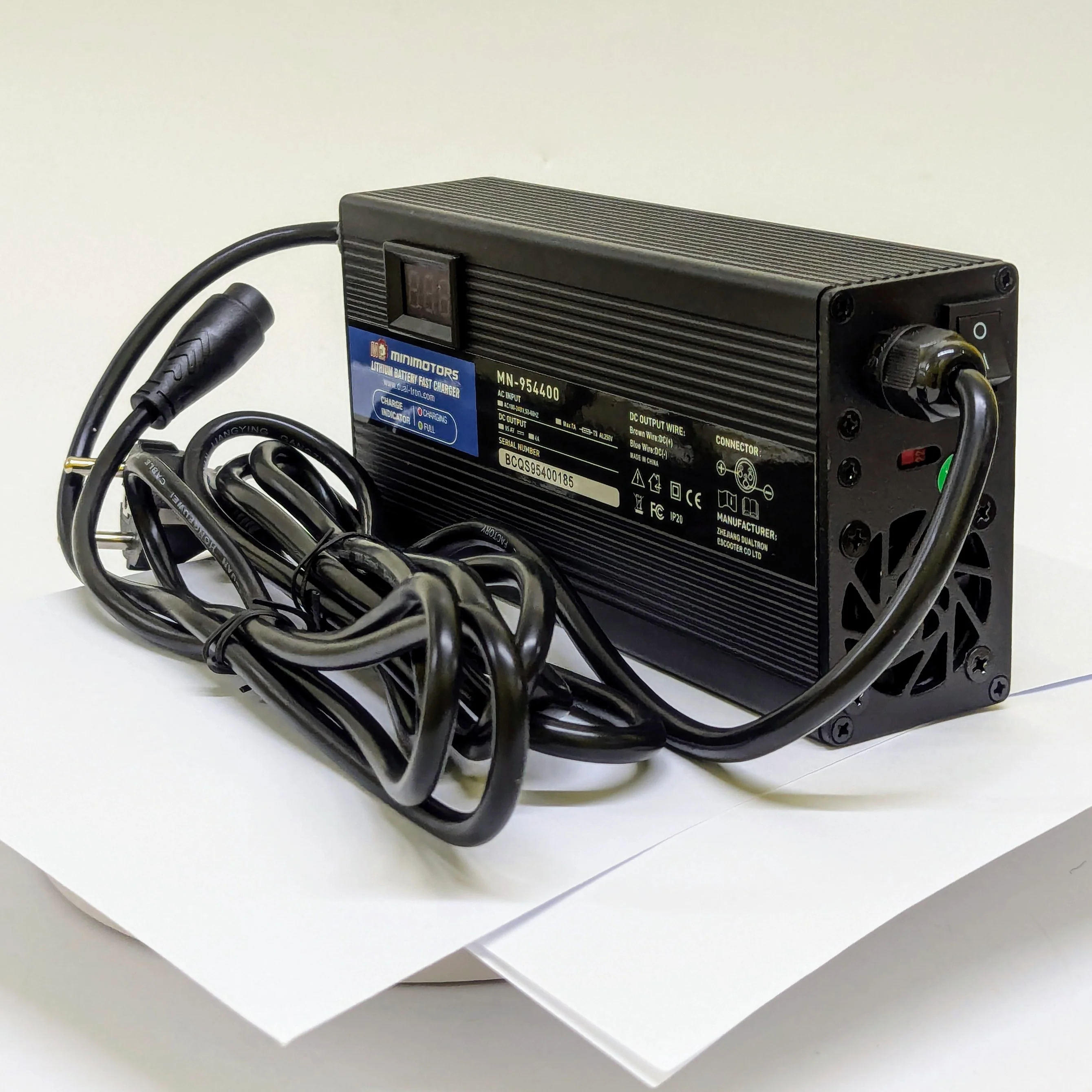 84V Fast Charger 95.4V4A LP16 UK DISPLAY - Image 5