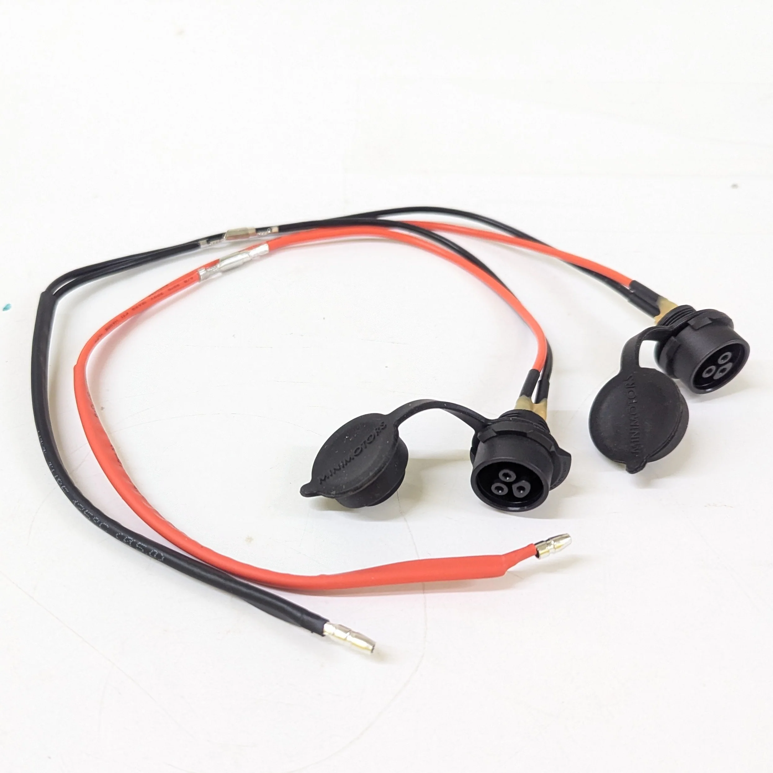 Charging Port 3-Pin LP16 - Dualtron Thunder 2 | 02.207.00056 - Image 3