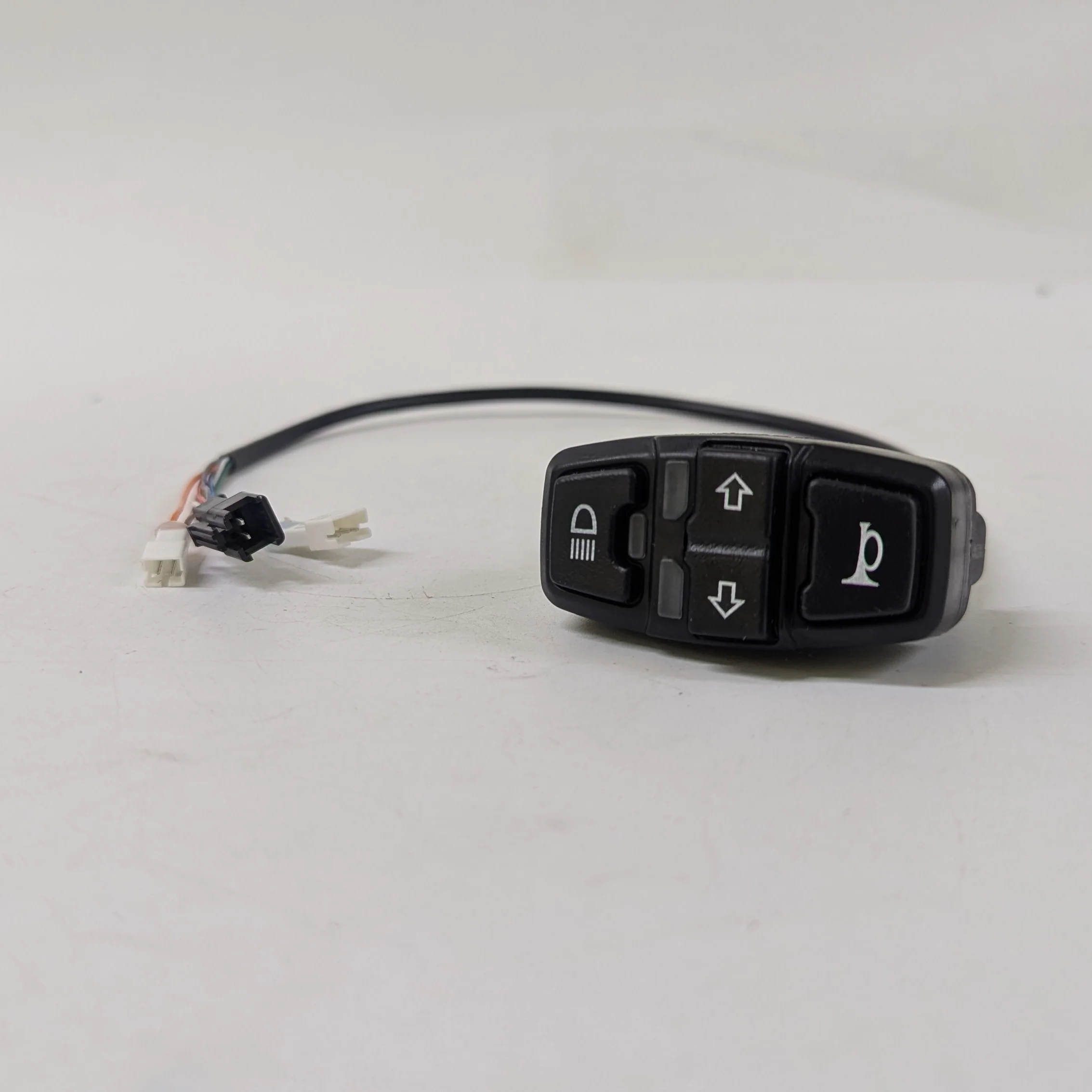 Multi Switch - 4 Buttons - (Lights, Horn, Indicators) - Dualtron | 03.013.00220 - Image 4